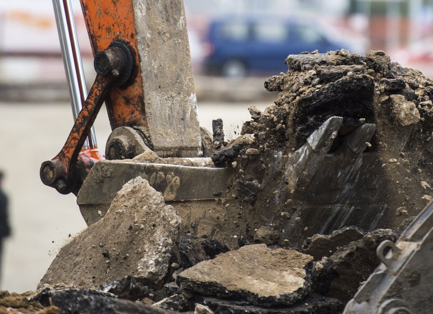 Власти Москвы объявили конкурс на строительство участка южного дублера Кутузовского проспекта, который обойдется в 2,7 млрд рублей